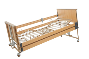 Pflegebett DALI low-entry mit Kabelhandschalter 90x200 cm Holz_Quelle: Burmeier GmbH & Co. KG