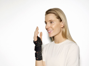 Handgelenkorthese Manu-Cast Organic schwarz