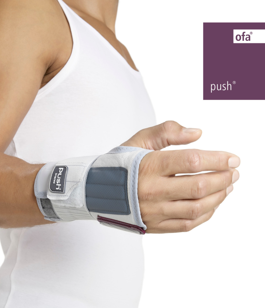 Mann trägt Handgelenkbandage Push med