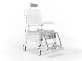 Dusch- und Toilettenrollstuhl AQUATEC OCEAN VIP ERGO, schräg von vorne gesehen