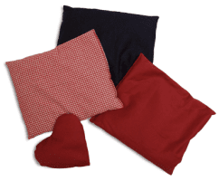 Kirschkernkissen-Herz 20 x 20 cm rot
