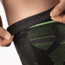 Detail Haftband der BORT StabiloGen Sport mit Haftband Kniebandage, von innen