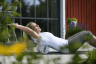 Myofascia Roller, weiß-blau Anwendungsbeispiel