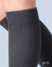 Gilofa Wadenstrumpf aus Baumwolle, Farbe anthrazit, Nahaufnahme