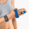 BORT DigiSoft Vario-Fingerorthese, grau, komplett an der Hand