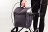 Rollator Troja 5G Black Series, Anwendung Tasche